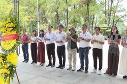 Những hình ảnh xúc động đọng mãi trong hành trình về nguồn của doanh nhân Quảng Trị