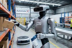 Đội quân robot Trung Quốc đang định hình lại ngành bán lẻ Anh