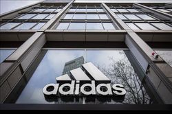 Adidas kỳ vọng doanh thu tăng trưởng hai con số nhờ hiệu ứng World Cup
