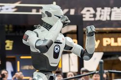 Tin nóng công nghệ: Mỹ cấm nhập khẩu robot Trung Quốc, Claude 'nói dối' để kiếm lời