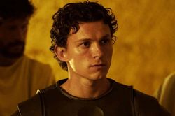 Tom Holland nói thẳng về những bộ phim muốn khuyên khán giả 'đừng xem'
