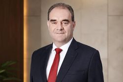 Tổng gi&aacute;m đốc VinaCapital: Việt Nam kh&ocirc;ng thiếu vốn, m&agrave; thiếu một hệ thống dẫn vốn hiệu quả