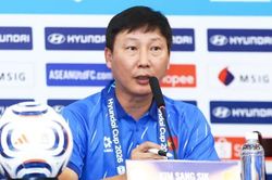 Huấn luyện viên Kim Sang Sik: 'Đội tuyển Việt Nam cần một chiến thắng để tiếp tục hành trình bảo vệ chức vô địch'