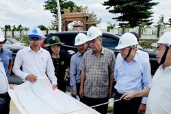 HĐND thành phố đồng hành mục tiêu tăng trưởng hai con số