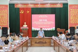 Tổ c&ocirc;ng t&aacute;c số 2: Sơ kết, đ&aacute;nh gi&aacute; kết quả thực hiện nhiệm vụ của c&aacute;c đảng bộ x&atilde; do tổ phụ tr&aacute;ch