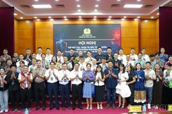 C&ocirc;ng an tỉnh L&agrave;o Cai gặp mặt KOL, quản trị vi&ecirc;n mạng x&atilde; hội, ra mắt C&acirc;u lạc bộ 'Niềm tin số'