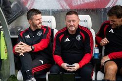 Chiến lược chuyển nhượng an toàn của Manchester United: Canh bạc mạo hiểm triều đại INEOS