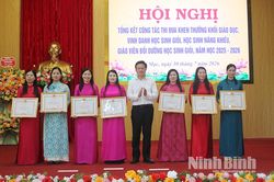 Xã Yên Mạc vinh danh giáo viên, học sinh có thành tích xuất sắc năm học 2025-2026