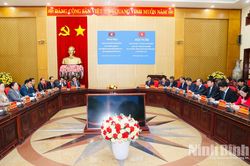 Ban Thường vụ Tỉnh ủy Ninh B&igrave;nh l&agrave;m việc với Đo&agrave;n đại biểu Ban Tổ chức Trung ương Đảng Nh&acirc;n d&acirc;n C&aacute;ch mạng L&agrave;o