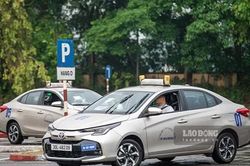 Bộ C&ocirc;ng an phản hồi g&oacute;p &yacute; về quy định bật đ&egrave;n t&iacute;n hiệu chuyển hướng