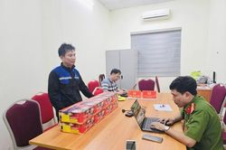Hà Nội: Phát hiện vụ vận chuyển trái phép 25,1kg pháo nổ