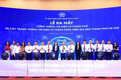 Hà Nội ra mắt Cổng thông tin điện tử thành phố và hệ thống 140 trang thông tin điện tử