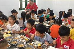 Thu tiền ăn bán trú theo nguyên tắc 'thu đủ chi', trường học có phải nộp thuế GTGT không?