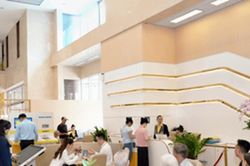 Lợi nhuận trước thuế Nam A Bank tăng mạnh trong 6 th&aacute;ng đầu năm 2026, nợ xấu giảm s&acirc;u, tỷ lệ bao phủ nợ xấu tăng vượt trội