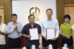 Nhà xuất bản Giáo dục Việt Nam và Hiệp hội Sách giáo dục và Học liệu điện tử Việt Nam ký thỏa thuận hợp tác