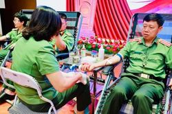 Cục Kỹ thuật nghiệp vụ tham gia hiến máu vì đồng đội thân yêu