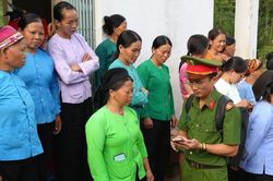 'M&ugrave;a h&egrave; số' tr&ecirc;n những bản xa