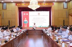 'Báo chí cách mạng luôn có mặt ở tuyến đầu'