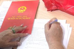 Đề xuất cấp sổ đỏ đồng thời bản giấy và điện tử