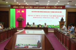 Cử tri kiến nghị nhiều vấn đề về quản lý đất đai, trật tự xây dựng