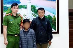 Công an xã Bắc Hà xác minh ngay trong đêm, đưa cháu bé đi lạc hơn 60 km trở về gia đình an toàn