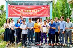 Thêm 2 hộ cận nghèo được hỗ trợ nhà Đại đoàn kết