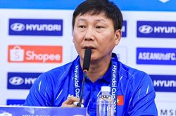 HLV Kim Sang-sik nói gì trước trận tuyển Việt Nam gặp Singapore tại ASEAN Cup 2026?