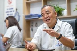 PGS Nguyễn Lân Hiếu khuyên đừng vội uống thuốc bổ gan khi mới phát hiện nhiễm mỡ