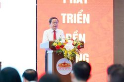 Chủ tịch Quốc hội: Gi&aacute;m s&aacute;t phải kiến tạo ph&aacute;t triển, kh&ocirc;ng thể d&ugrave;ng tư duy cũ cho những vấn đề mới