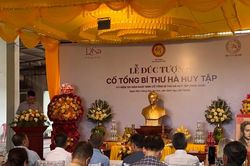 Hoàn thiện tác phẩm tượng đồng Cố Tổng Bí thư Hà Huy Tập