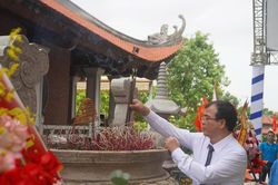 Hải Ph&ograve;ng: D&acirc;ng hương tưởng niệm đồng ch&iacute; Nguyễn Đức Cảnh