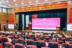Khai mạc lớp tập huấn cho c&aacute;n bộ, c&ocirc;ng chức, vi&ecirc;n chức Cơ quan UBTƯ MTTQ Việt Nam