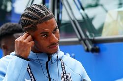 Rashford gửi lời chia tay x&uacute;c động cho Barcelona