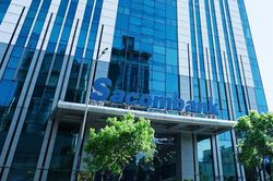 Sacombank miễn nhiệm cùng lúc 2 Phó tổng giám đốc