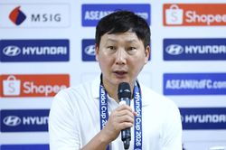 HLV Kim: Đình Bắc chơi không tốt nên bị thay ra