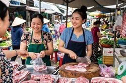 Giá heo hơi hôm nay 31.7.2026: Cả nước xuống sát mốc 60.000 đồng/kg
