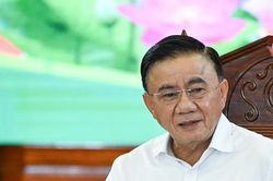 Tăng cường giáo dục lý luận chính trị trong hệ thống giáo dục quốc dân