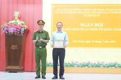 Nhân dân và cán bộ xã Tam Xuân phát huy hiệu quả phong trào bảo vệ an ninh Tổ quốc