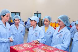 Đoàn công tác Trung ương Hội LHPN Việt Nam thăm và làm việc tại Yến Sào Khánh Hòa