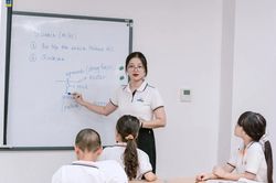 X&acirc;y dựng kế hoạch gi&aacute;o dục nh&agrave; trường ph&aacute;t huy quyền tự chủ v&agrave; đổi mới