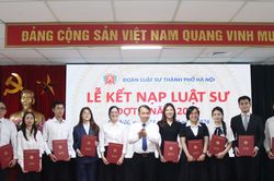 Đoàn Luật sư TP. Hà Nội tổ chức Lễ kết nạp 43 luật sư