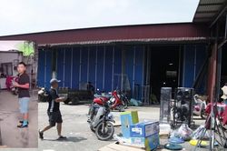 Công an vào cuộc vụ Khánh Sky đến xưởng của TikToker Vua Quạt, livestream chửi bới