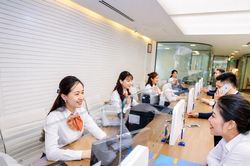 Những ngân hàng giảm mạnh lợi nhuận