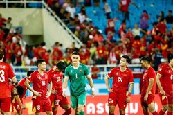 Nh&igrave;n lại 90 ph&uacute;t đội tuyển Việt Nam bất lực trước Singapore tại Mỹ Đ&igrave;nh
