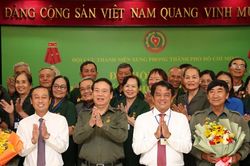 &Ocirc;ng Trần Phương T&iacute;n l&agrave;m Chủ tịch Hội Cựu Thanh ni&ecirc;n xung phong TPHCM
