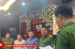 Khởi tố một Chi cục trưởng cùng 5 cán bộ cấp dưới