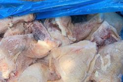 Việt Nam chi h&agrave;ng trăm triệu USD nhập khẩu g&agrave; 'ngoại', g&agrave; nội lại rớt gi&aacute;