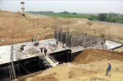Phú Thọ: Tập trung tháo gỡ điểm nghẽn, đẩy nhanh các dự án chậm tiến độ