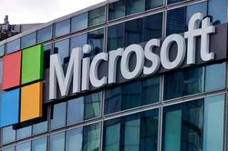 Microsoft lập kỷ lục mới: Giá trị vốn hóa tăng 450 tỷ USD trong một ngày, vượt Nvidia