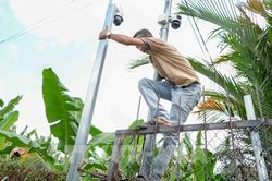 Tiếng cầu cứu từ ngôi nhà bị rào kín lối đi giữa lòng Cần Thơ